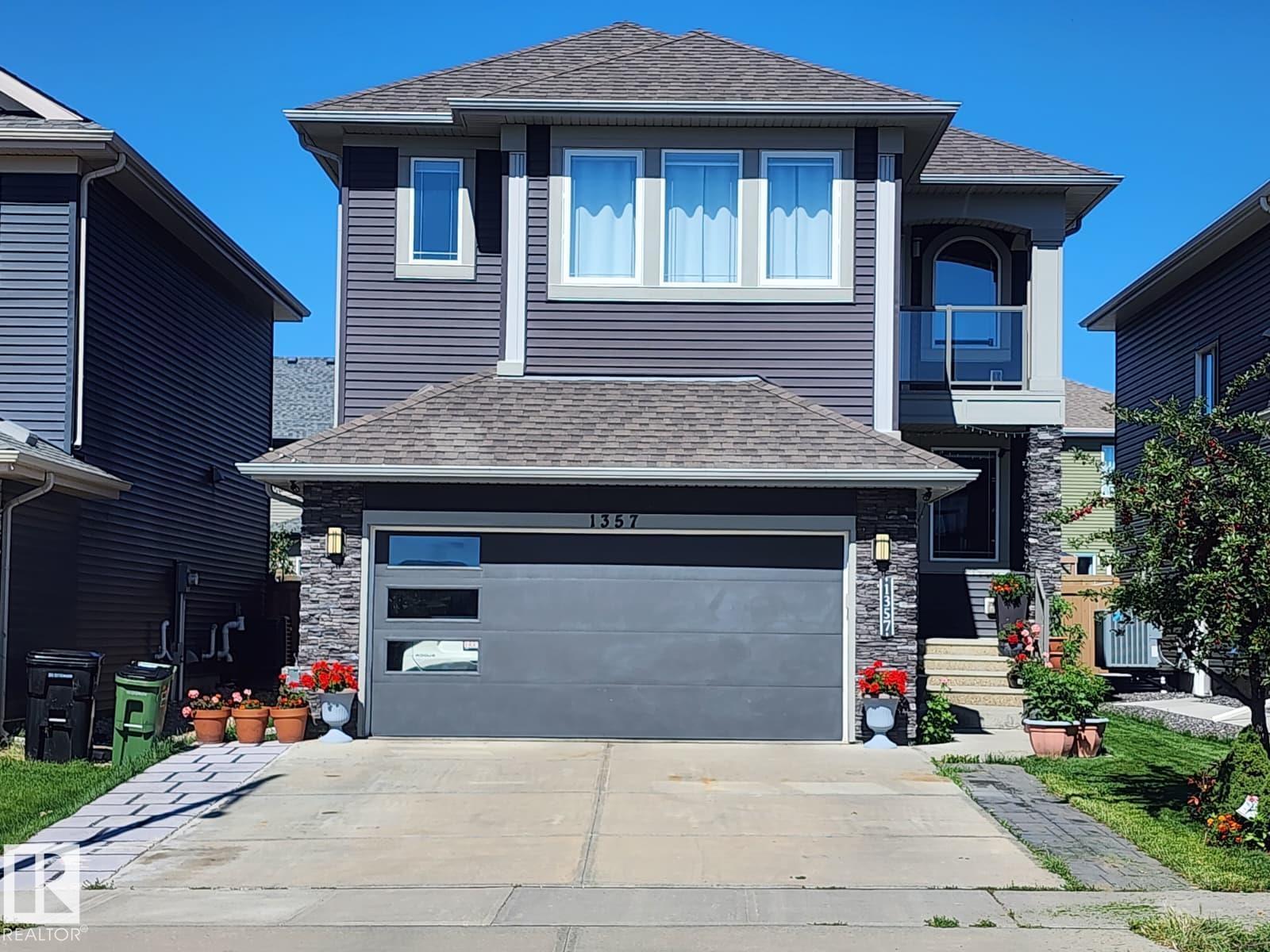 1357 Watt Dr Sw, Edmonton