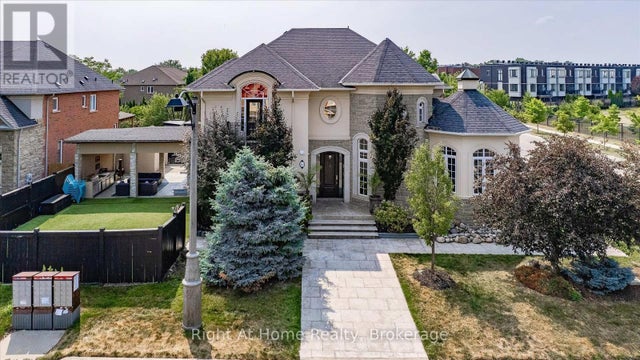 242 Milkweed Way, Oakville (br Bronte)