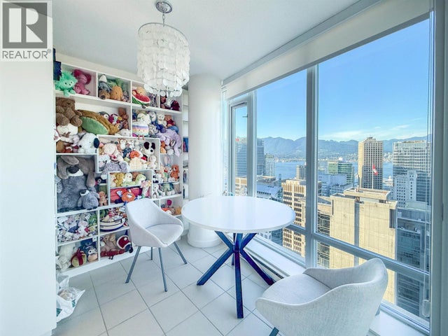 2910 610 Granville Street, Vancouver