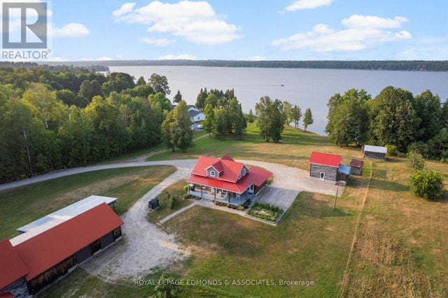 172 Mink Lake Road, North Algona Wilberforce