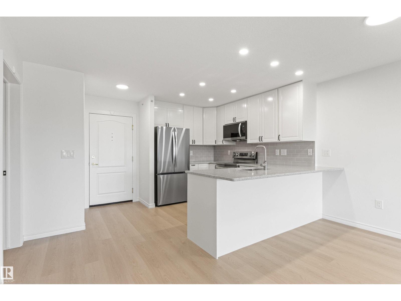 #406 8942 156 St Nw, Edmonton