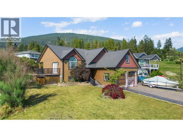 1028 Purcell Crescent, Creston