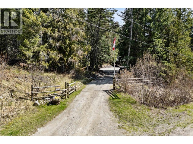 8361 Ladner Road, Vernon