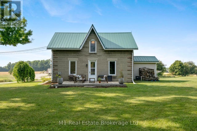 8420 Sixth Line, Wellington North