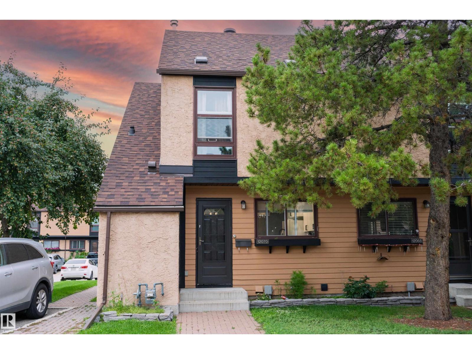 12070 25 Av Nw, Edmonton