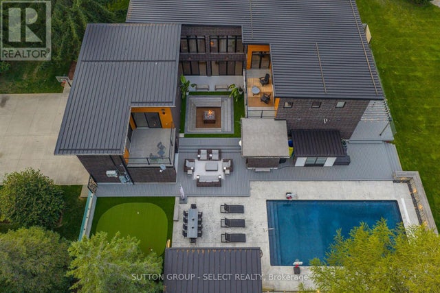 9385 Elviage Drive, London South (south K)