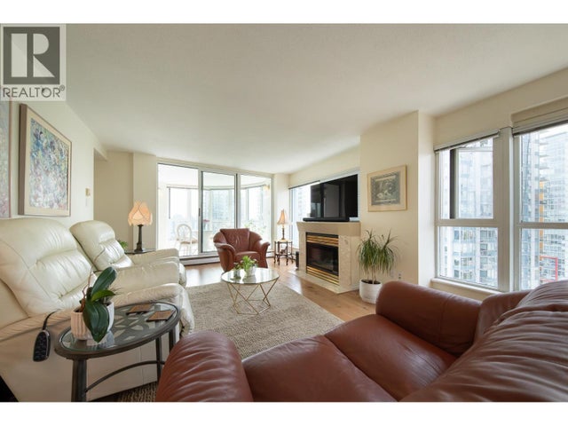 2204 183 Keefer Place, Vancouver