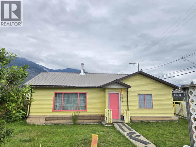 980 4th Avenue, Mcbride