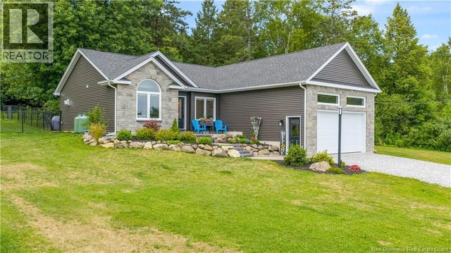 1637 Main Street, Hampton