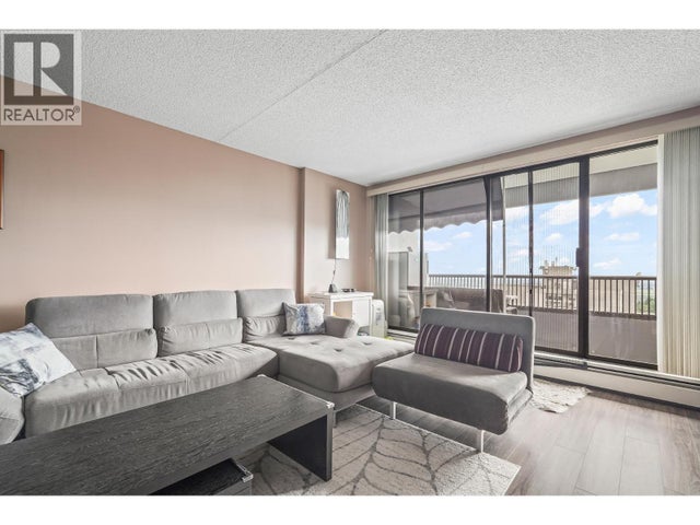 1607 6595 Willingdon Avenue, Burnaby