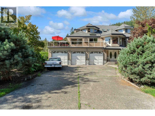 15227 Sheridan Drive, Pitt Meadows