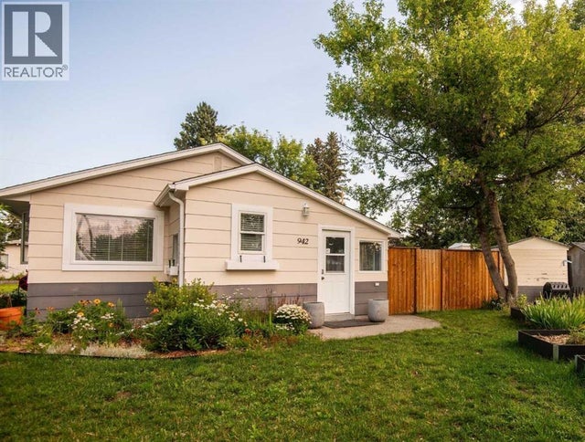 942 Willow Street, Pincher Creek