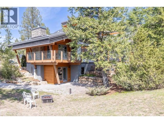 4 - 2400 Kootenay Rd No 3 Road, Invermere