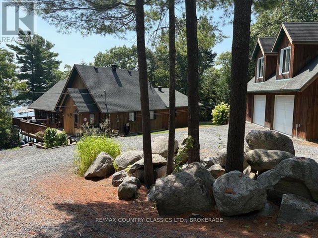 1200 South Pinnacle Point Lane, Frontenac (frontenac North)