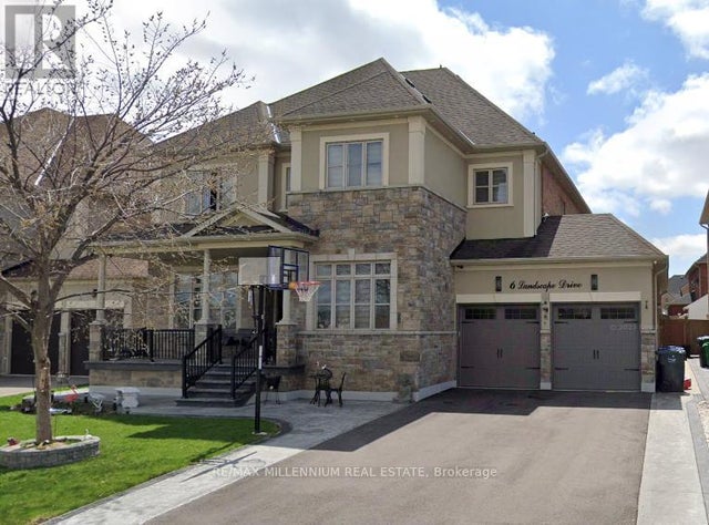 6 Landscape Drive, Brampton (vales Of Castlemore North)