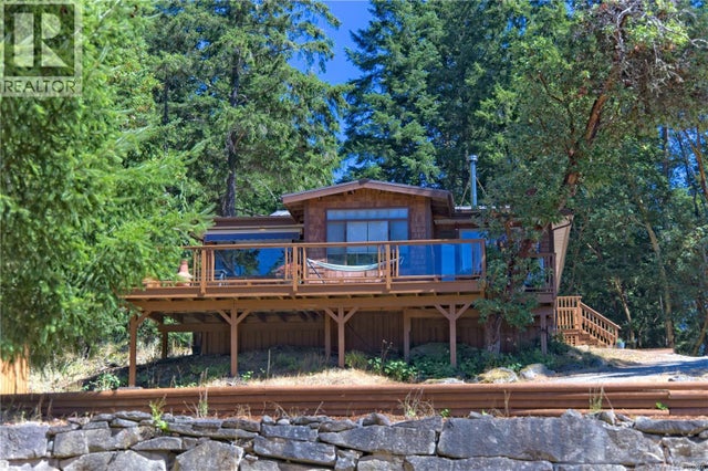 180 Lakefair Dr, Salt Spring