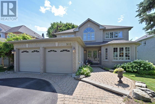 908 Schaeffer Outlook, Newmarket (stonehaven-Wyndham)