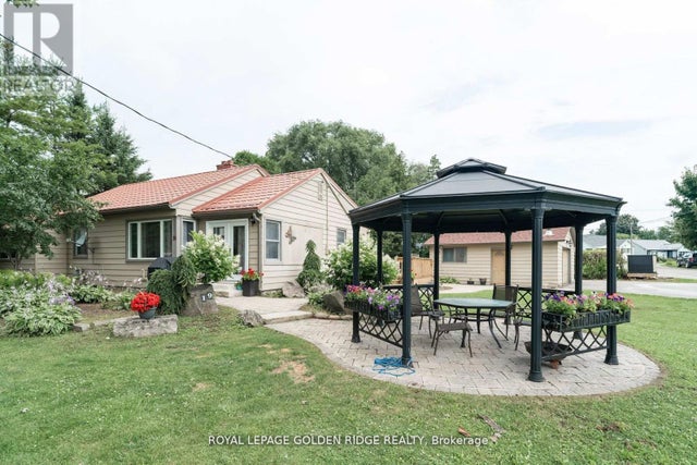 19 Lake Drive N, Georgina (keswick North)