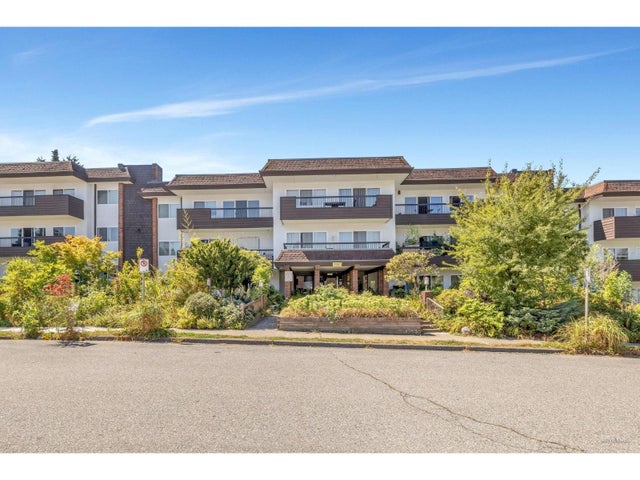 304 13530 Hilton Road, Surrey