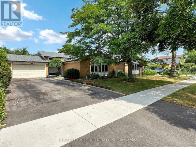 26 John Garland Boulevard, Toronto (mount Olive-Silverstone-Jamestown)