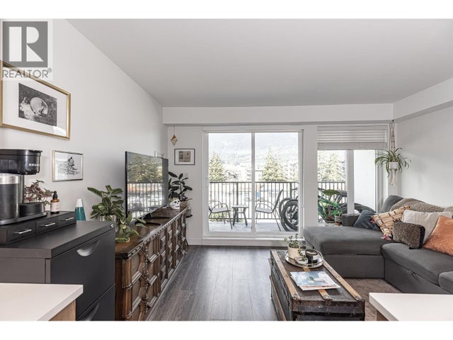 307 1365 Pemberton Avenue, Squamish