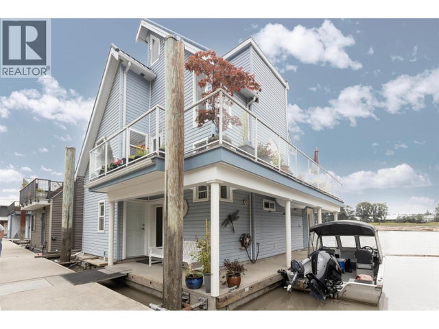 4 800 South Dyke Road, New Westminster