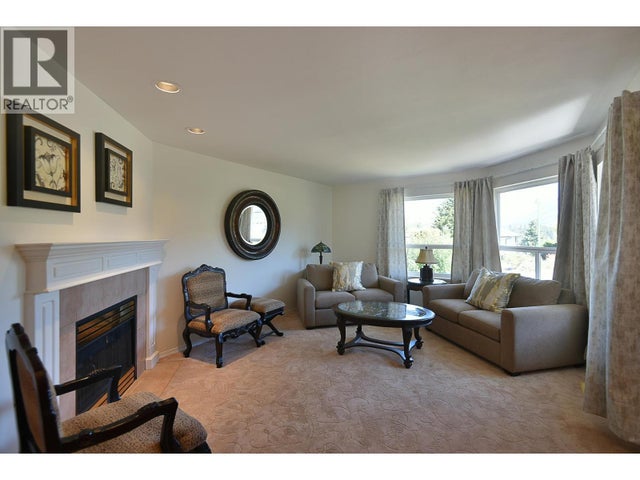 5875 Turnstone Crescent, Sechelt