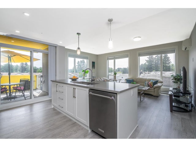 307 2555 Ware Street, Abbotsford