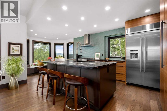 38 Sunrise Way, Priddis Greens