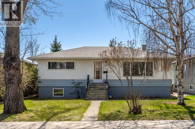223 41 Avenue Nw, Calgary