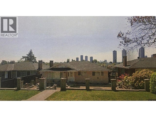 4734 Parker Street, Burnaby