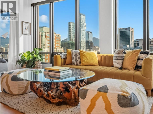 1610 989 Nelson Street, Vancouver