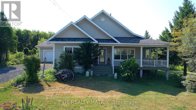 20306 Lochiel Street W, North Glengarry