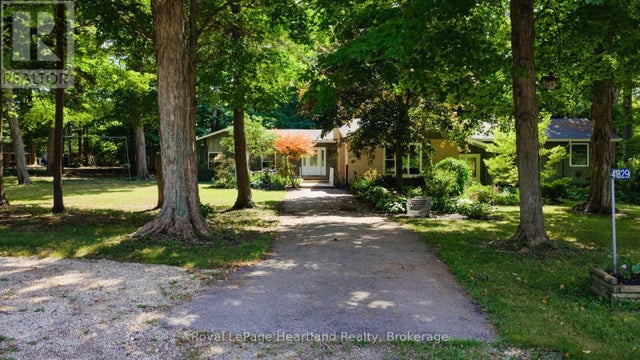 41829 Amberley Road, Morris Turnberry (turnberry)