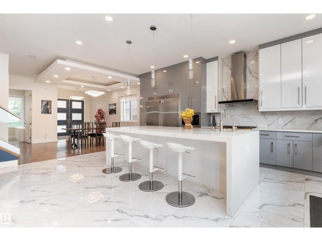 7306 106 St Nw, Edmonton