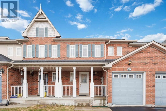 25 Maple Ridge Crescent, Markham (greensborough)