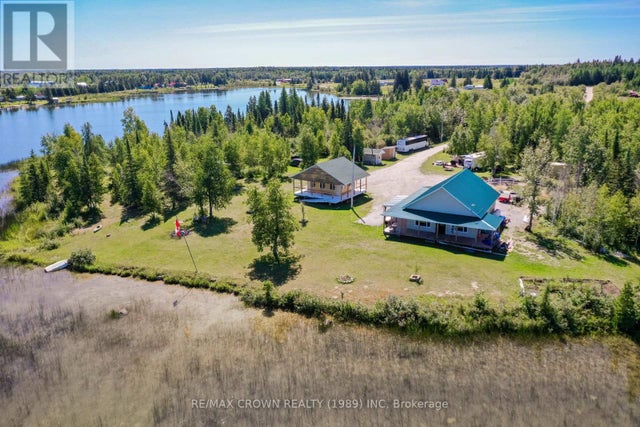 24 Shallow Lake Road W, Mattice-Val Cote