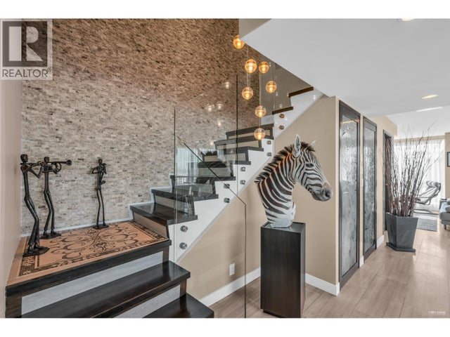 2803 4400 Buchanan Street, Burnaby