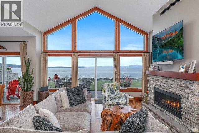 9 4320 Garrod Rd, Bowser