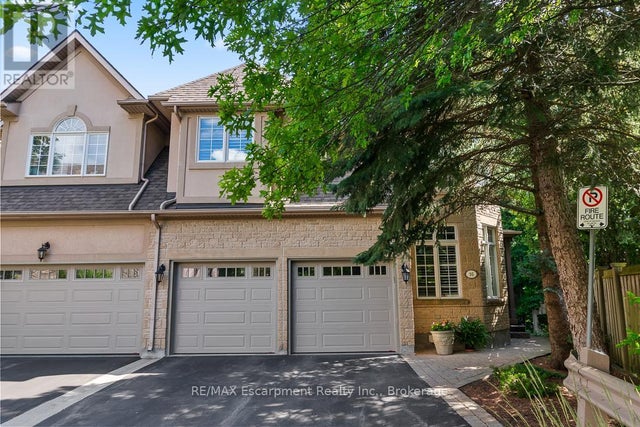16 - 2303 Hill Ridge Court, Oakville (wt West Oak Trails)