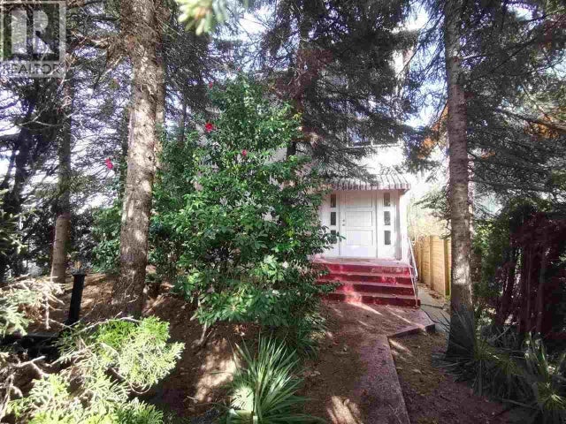 8568 Oak Street, Vancouver