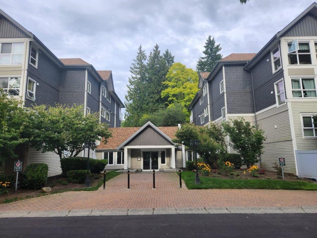 205 9668 148 Street, Surrey