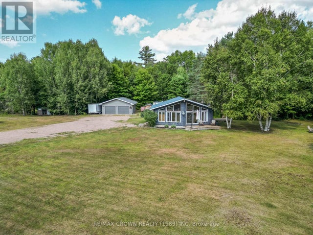 498 South River Road, Nipissing