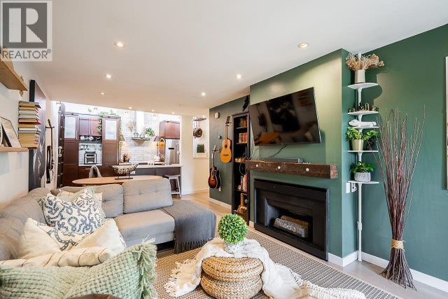 304 1420 E 7th Avenue, Vancouver