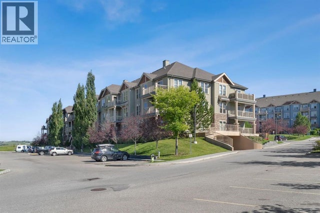 110, 205 Sunset Drive, Cochrane