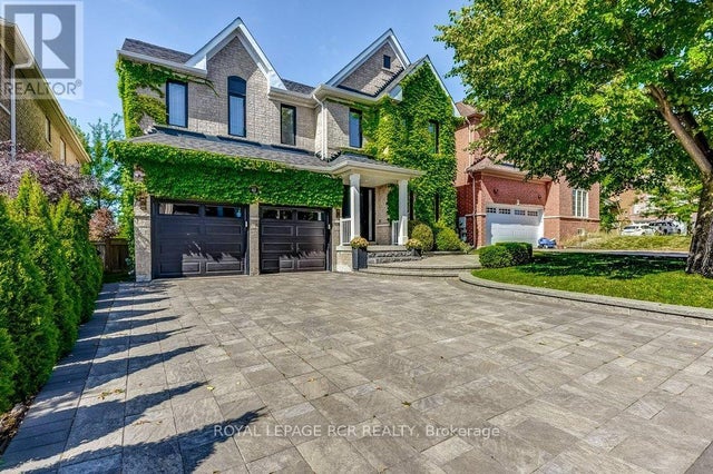 42 Mynden Way, Newmarket (woodland Hill)