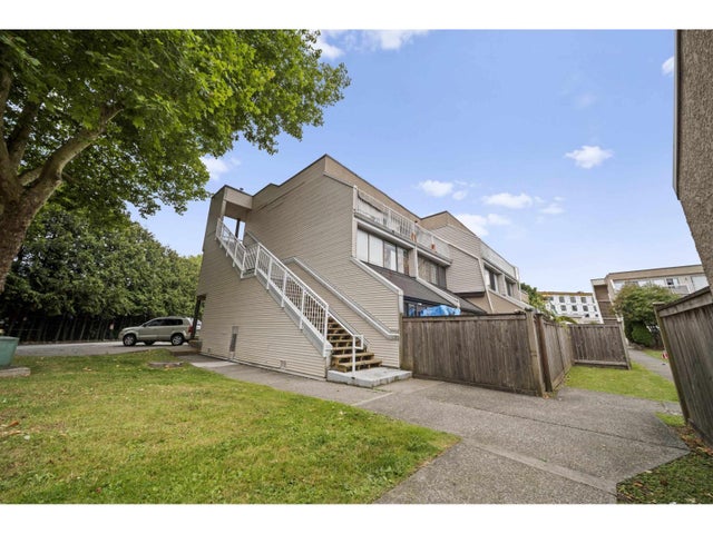 55 17708 60 Avenue, Surrey