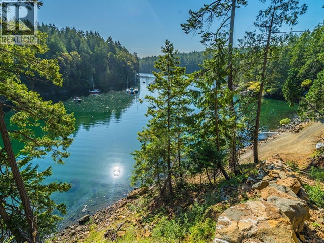 61 Spring Bay Rd, Lasqueti Island