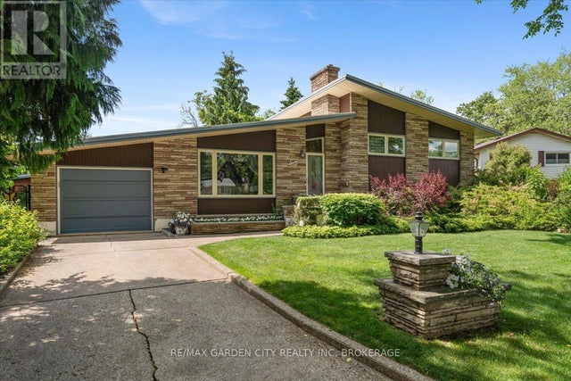 7 Glenayr Place, St. Catharines (glendale/glenridge)