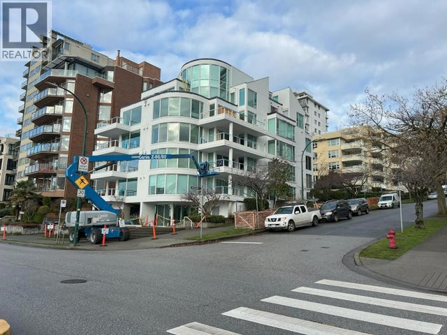 Ph 1403 Beach Avenue, Vancouver